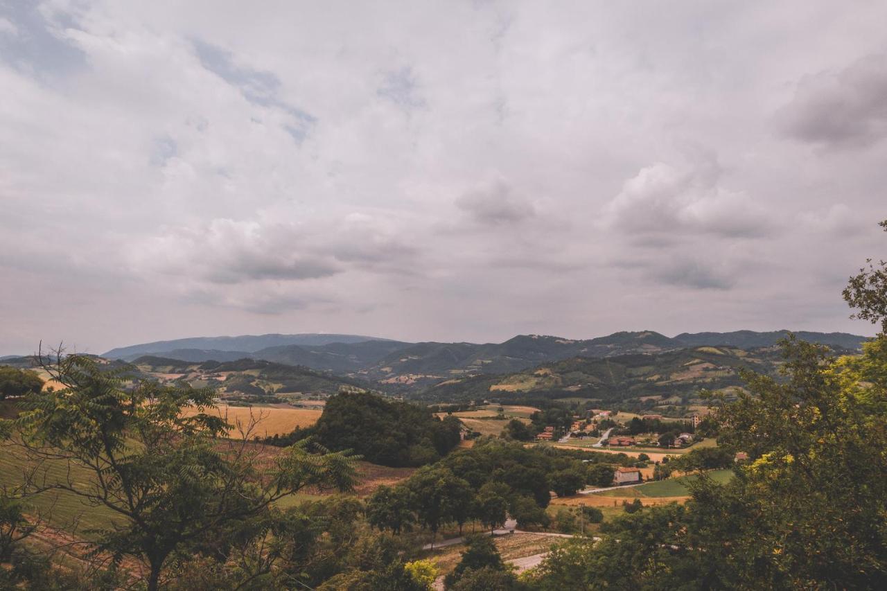 ノチェーラ・ウンブラ Agriturismo Le Francescheヴィラ エクステリア 写真