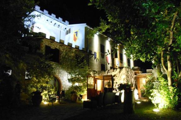 ノチェーラ・ウンブラ Agriturismo Le Francescheヴィラ 部屋 写真